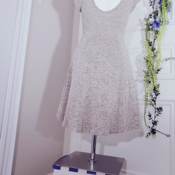 Gray ACEMI Warm Grey Heather Ballet Style Skater Dress- Small - Picture 8 of 13